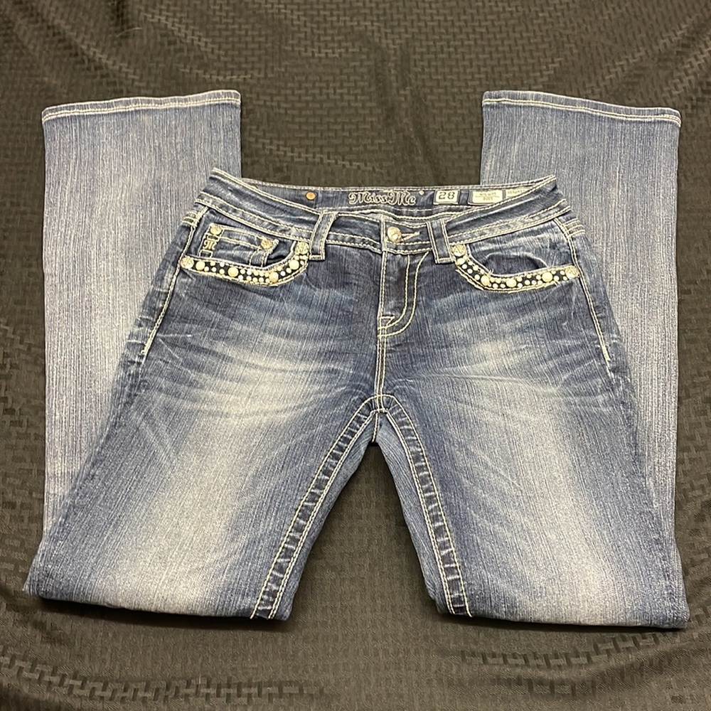 Miss Me Mid- Rise Boot Jeans Size 28 with embroidery Rhinestones and Pearls - Picture 5 of 7